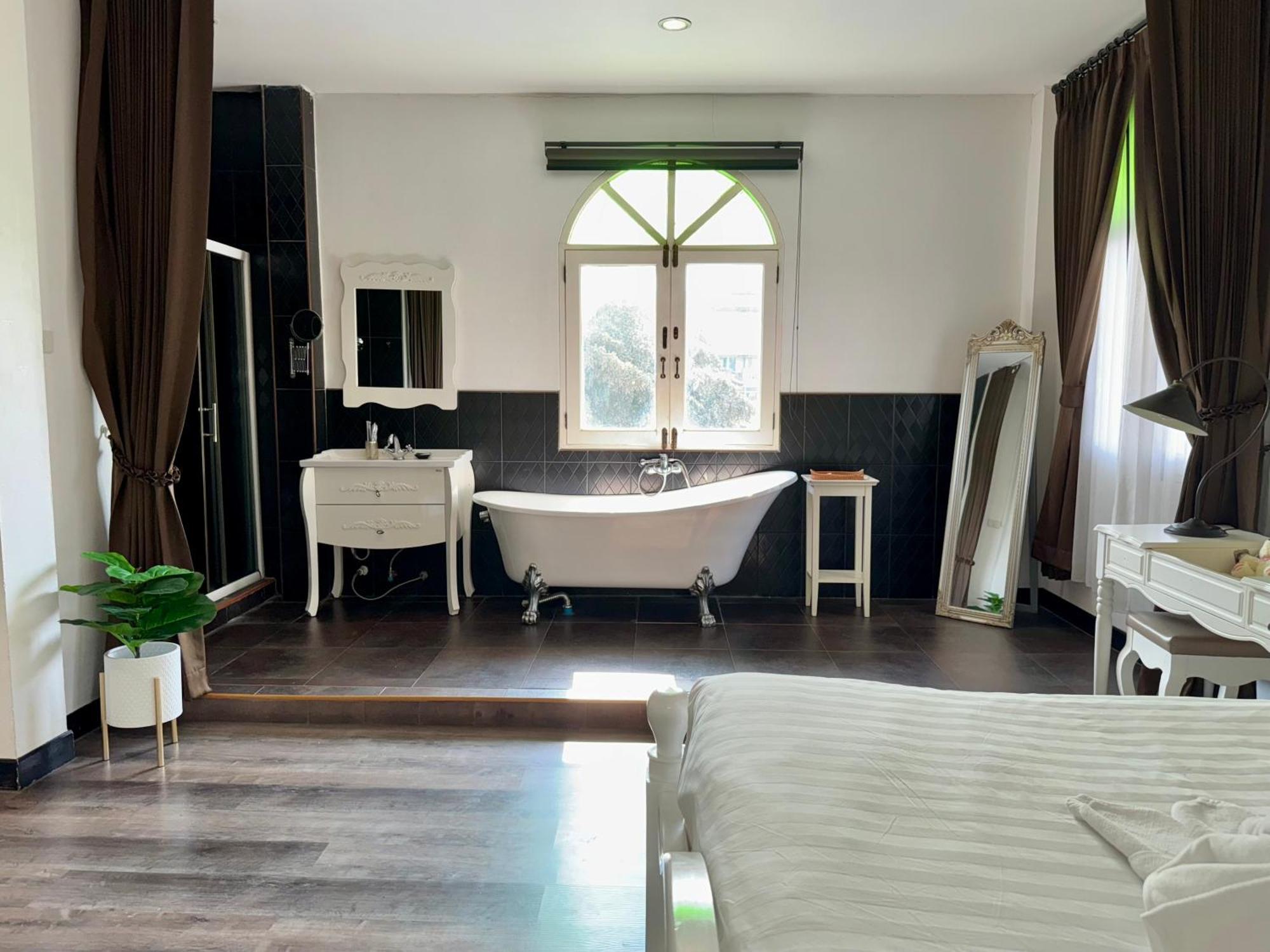 Nidhra Lanna Hotel Чиангмай Экстерьер фото